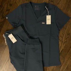 SOLD- FIGS Dark Harbor Scrubs